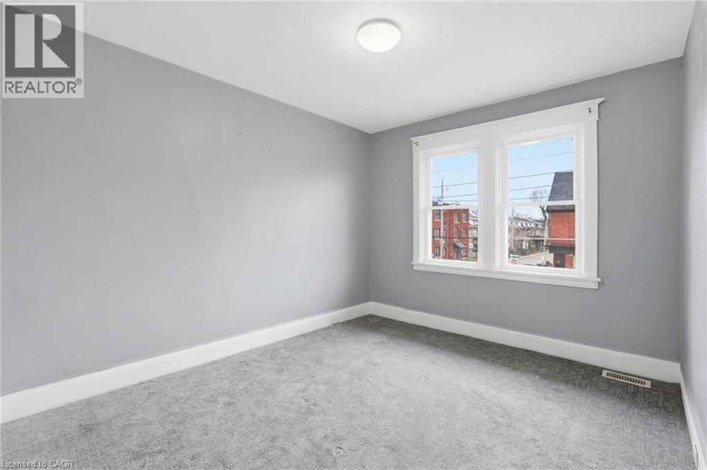 570 CANNON Street E - 19