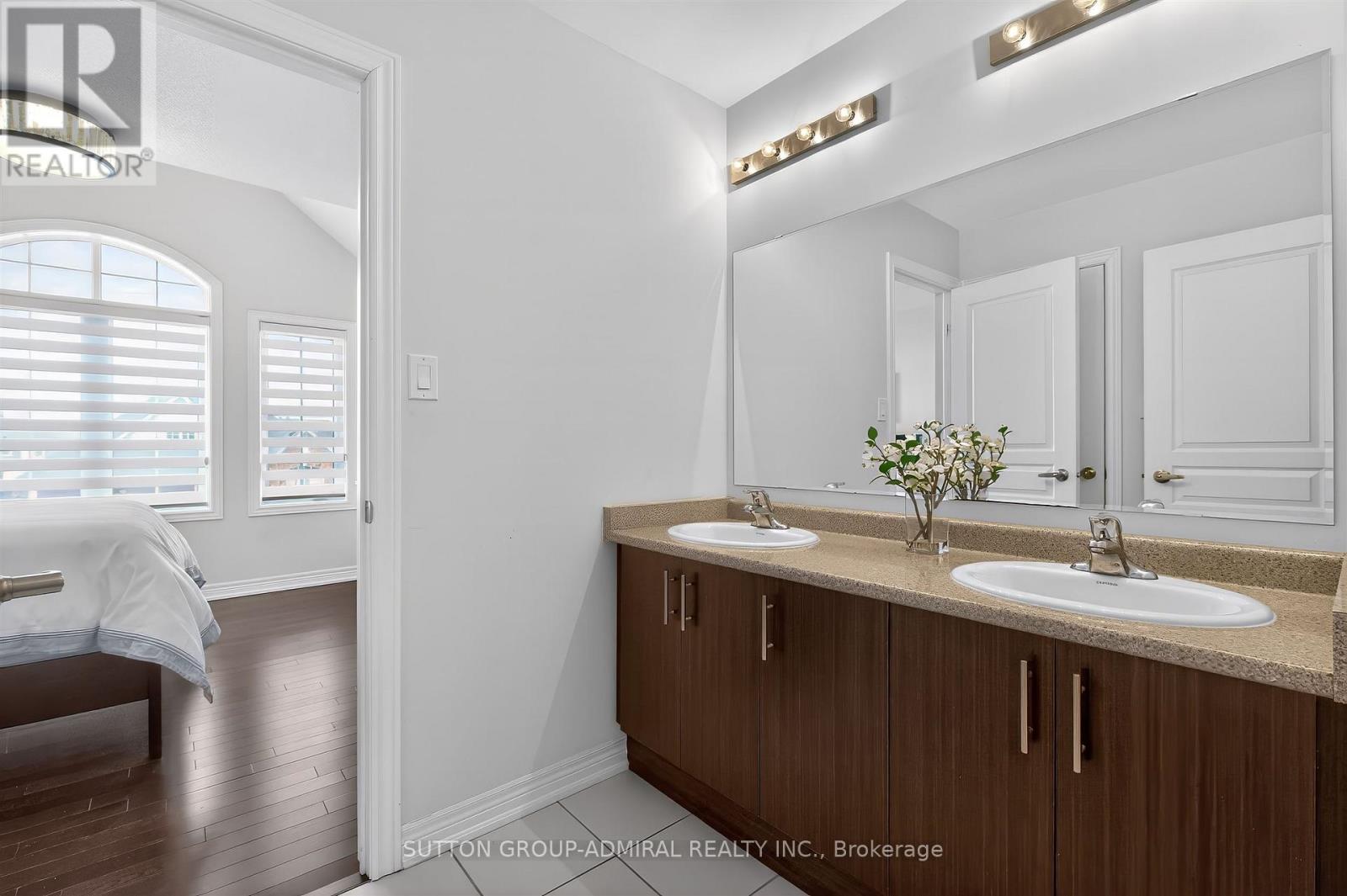 35 WEBB TRAIL - 32