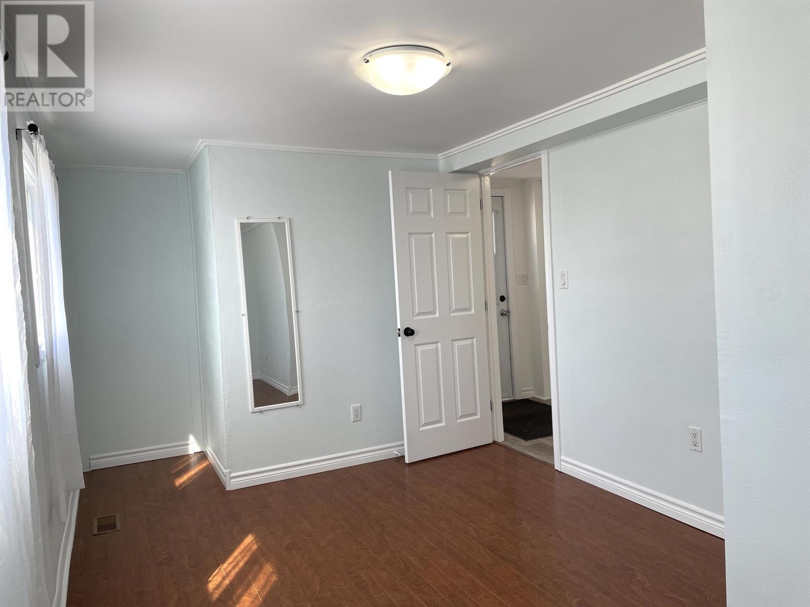 58 ST. LAWRENCE STREET - 11