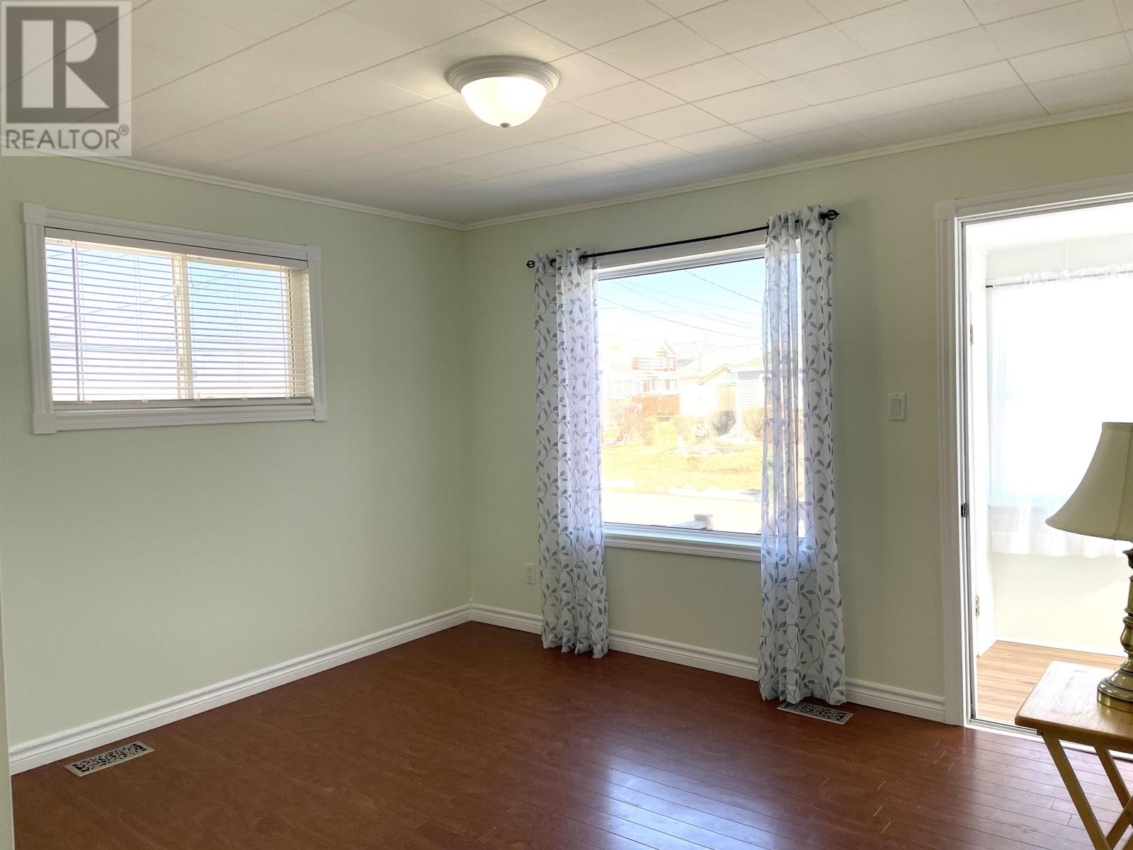 58 ST. LAWRENCE STREET - 4