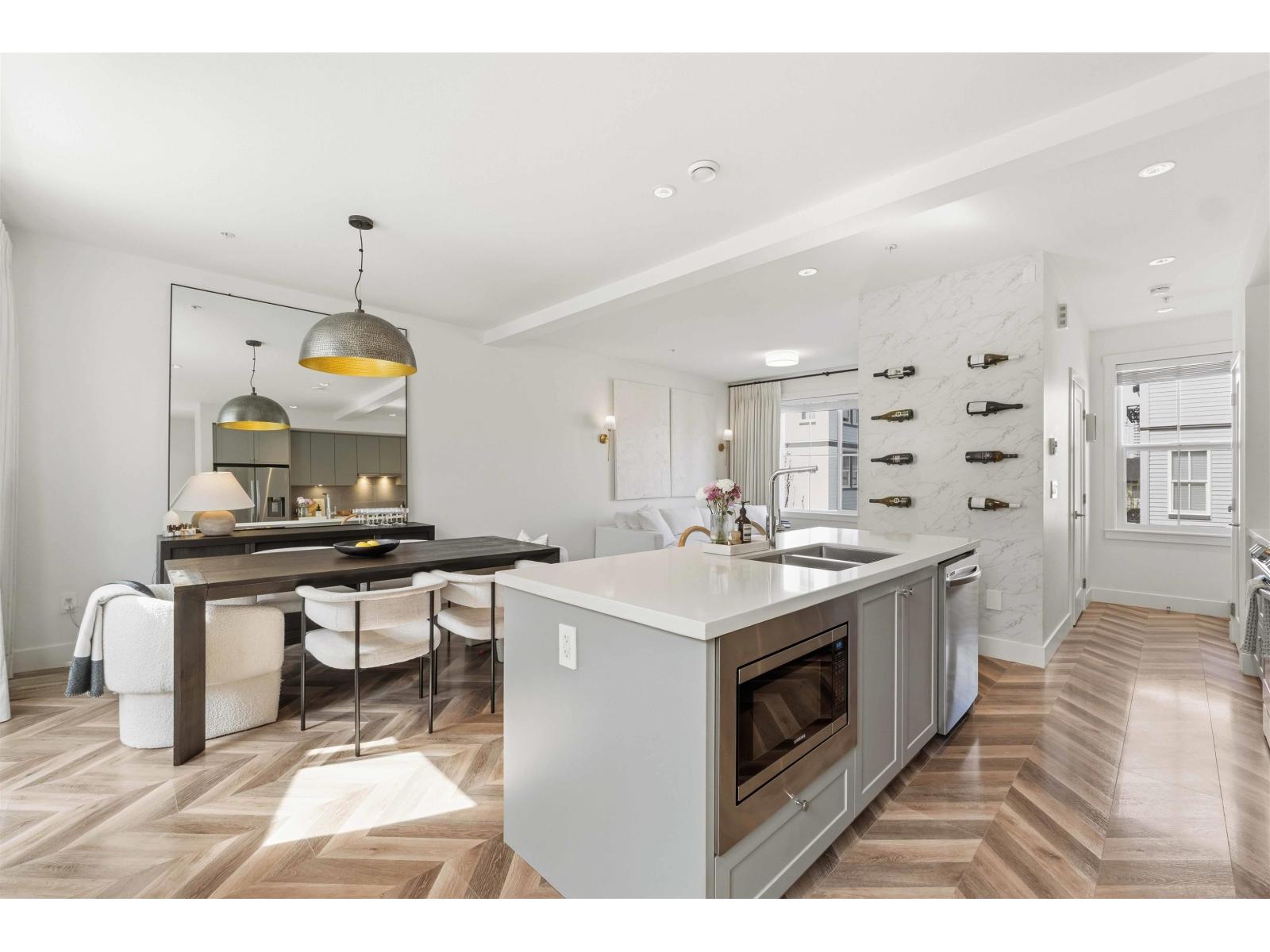 40 8161 201 STREET, Langley