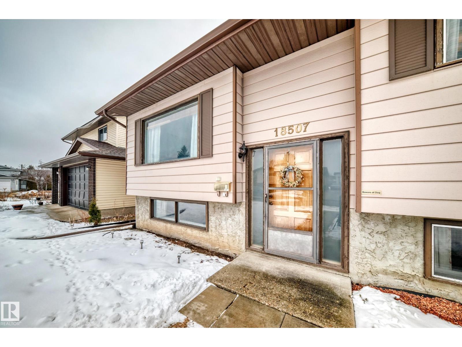 18507 98 AV NW - 3