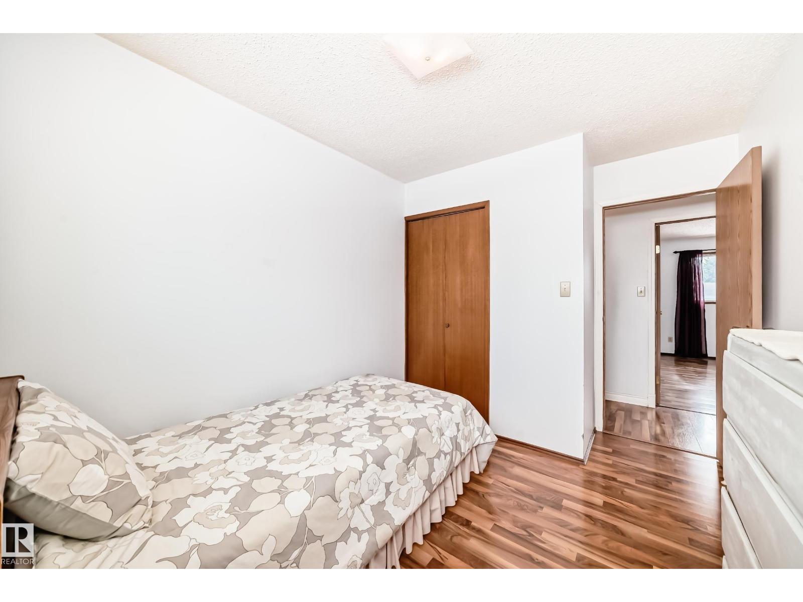 18507 98 AV NW - 30