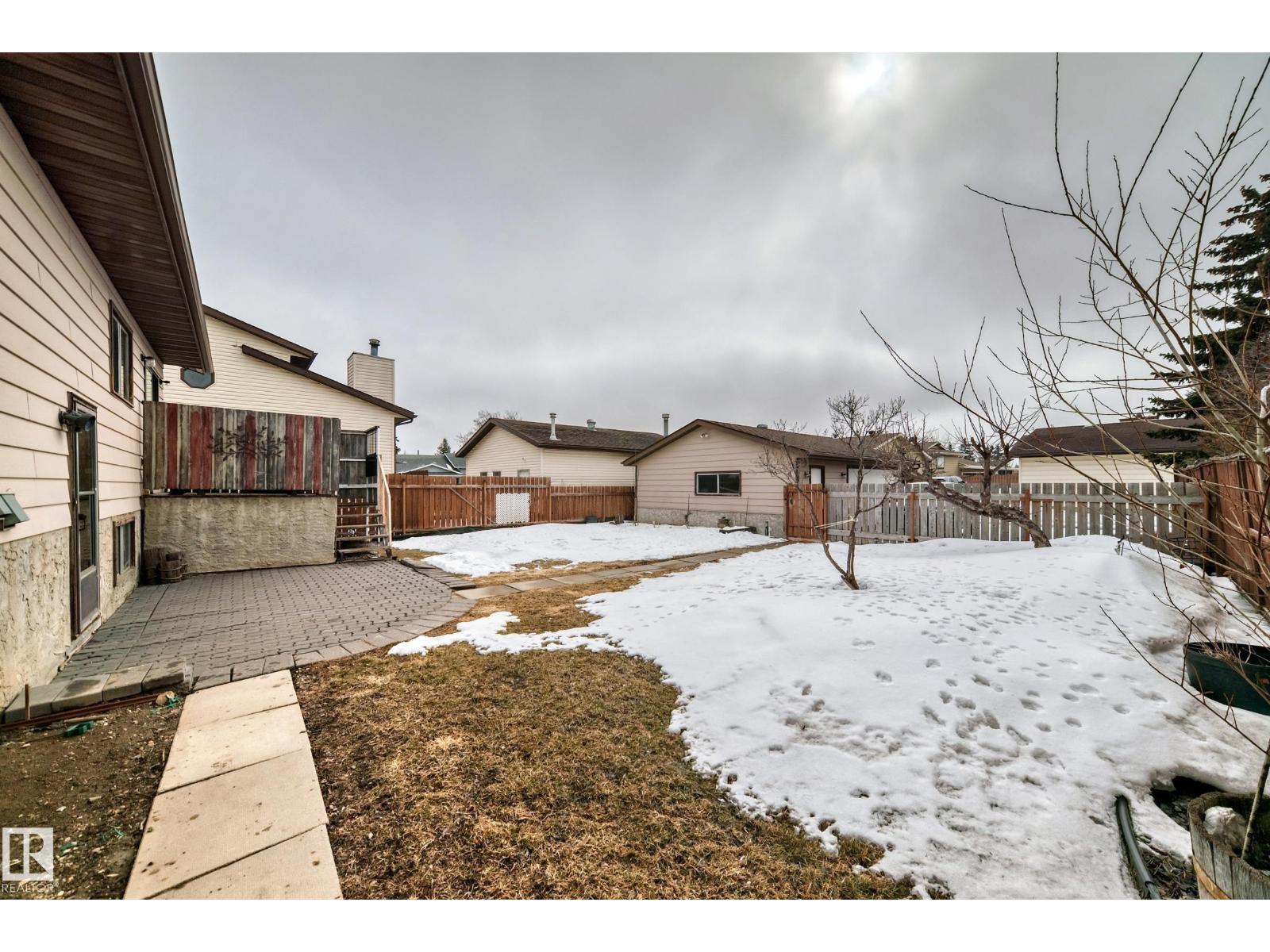 18507 98 AV NW - 49
