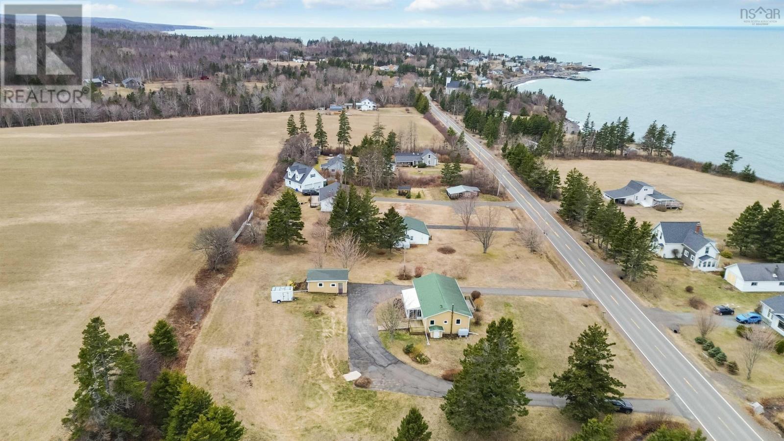 Property 43 of 48 of 188 Seaman Street