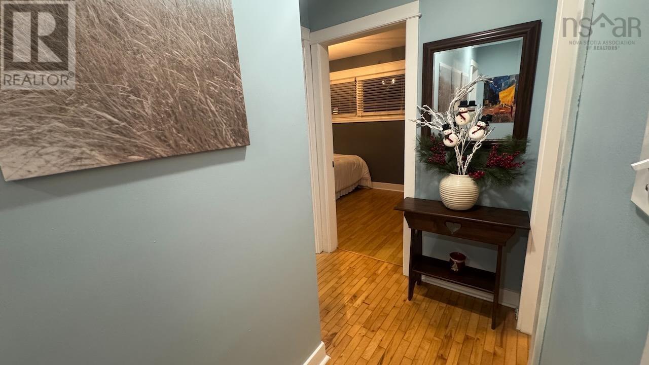 Property 20 of 47 of 30 SOUTH Street