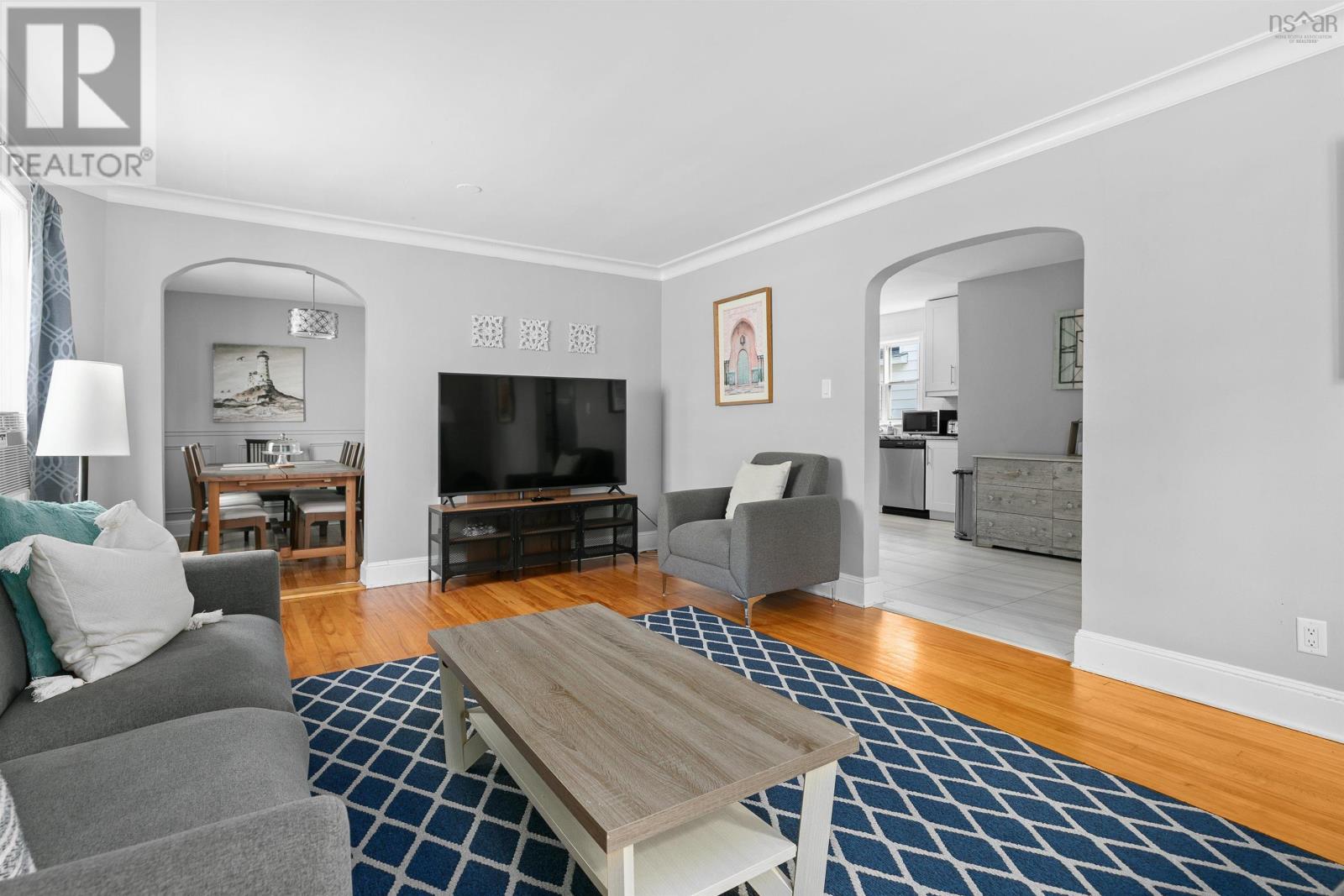 6571 Young Street - 15