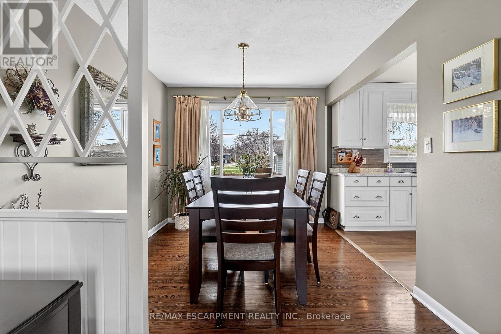 6 NELLES ROAD S - 14