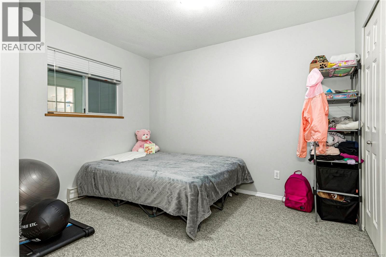 1F 690 Colwyn St, Campbell River