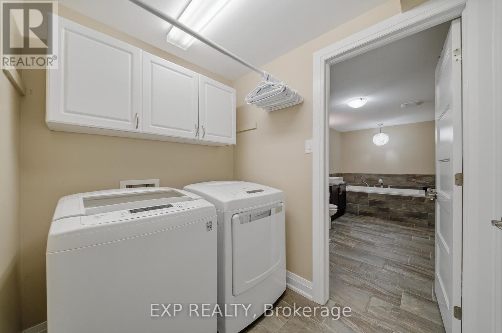 4 PROVOST STREET - 36