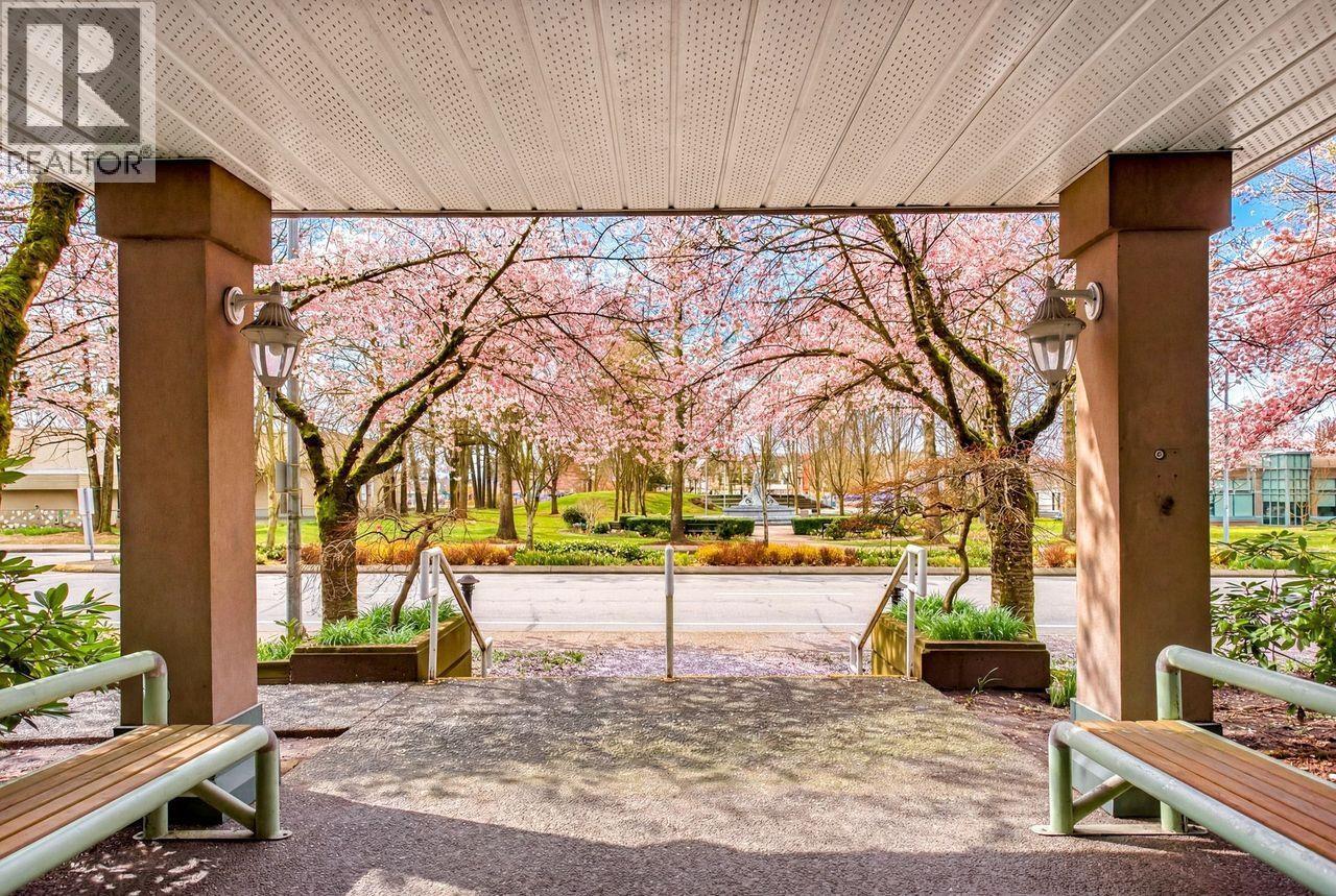 104 11960 HARRIS ROAD, Pitt Meadows