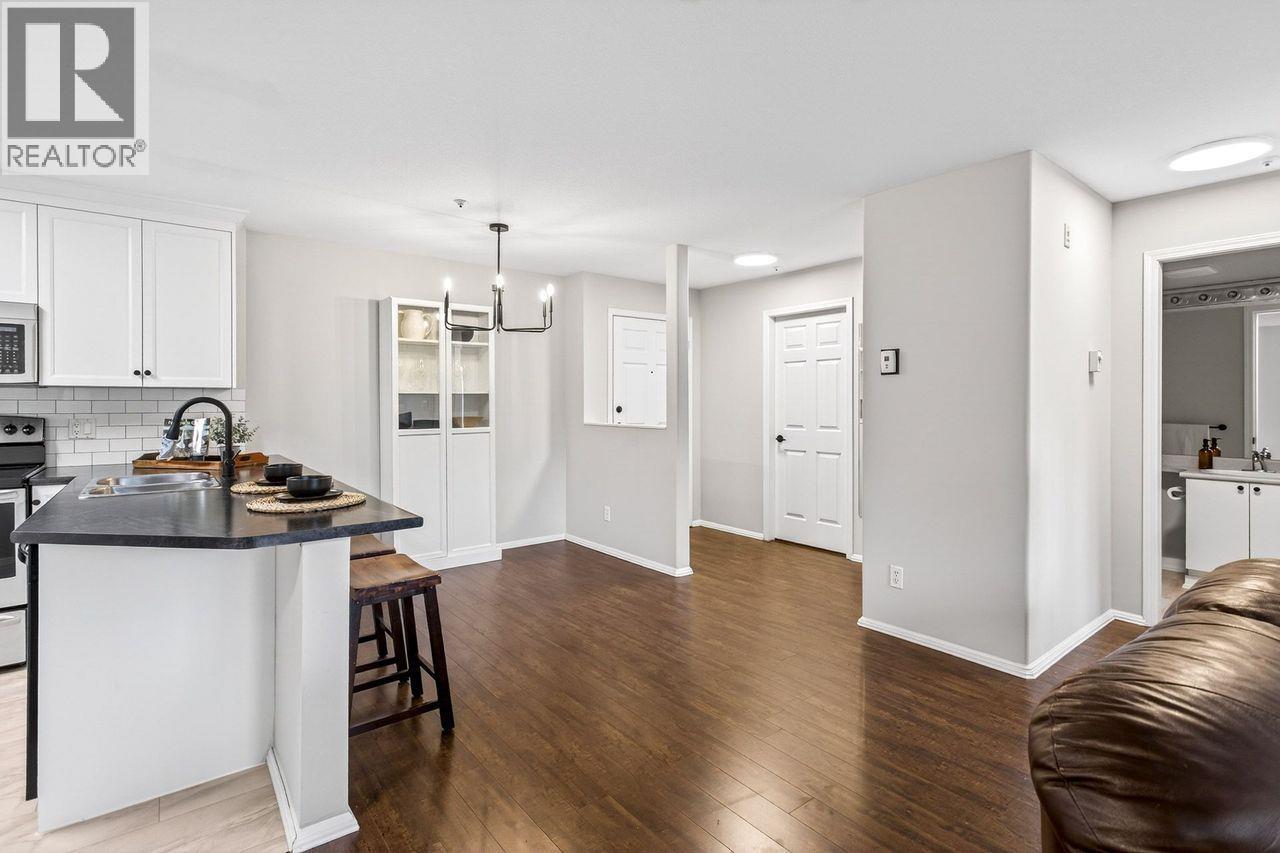 104 11960 HARRIS ROAD, Pitt Meadows