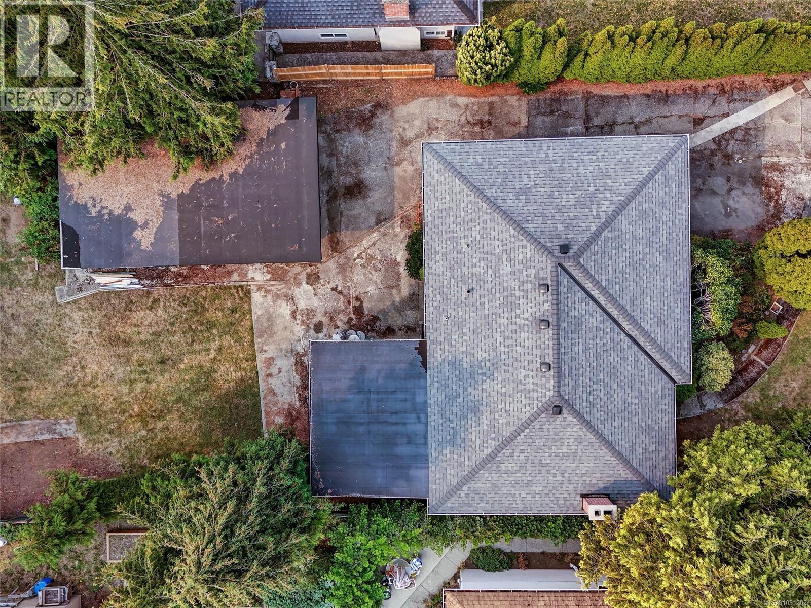 723 GENEVIEVE RD - 30