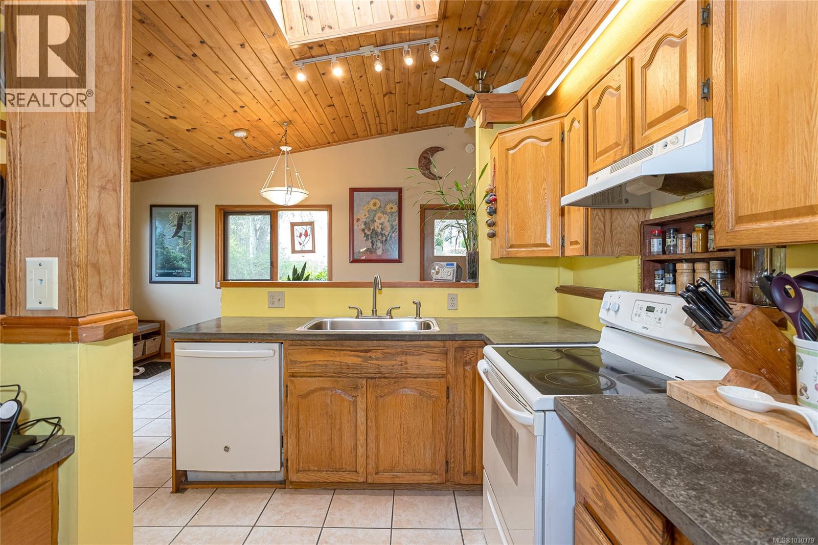 1670 BURNSIDE RD W - 12