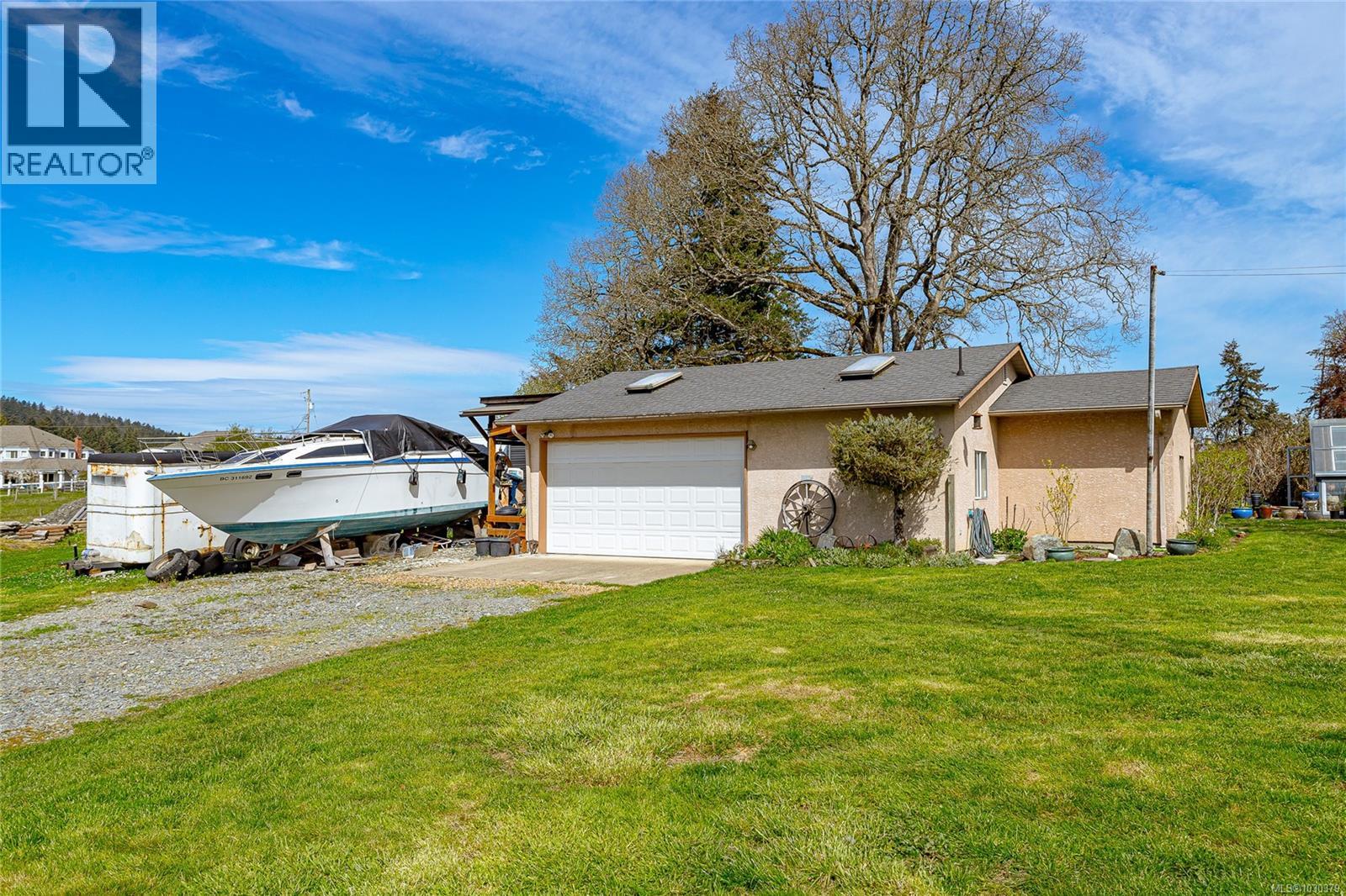 1670 BURNSIDE RD W - 46