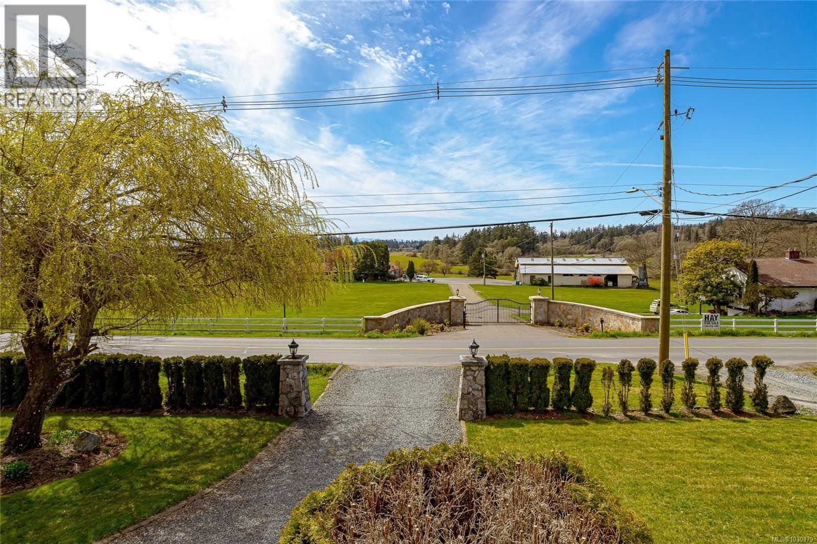 1670 BURNSIDE RD W - 51