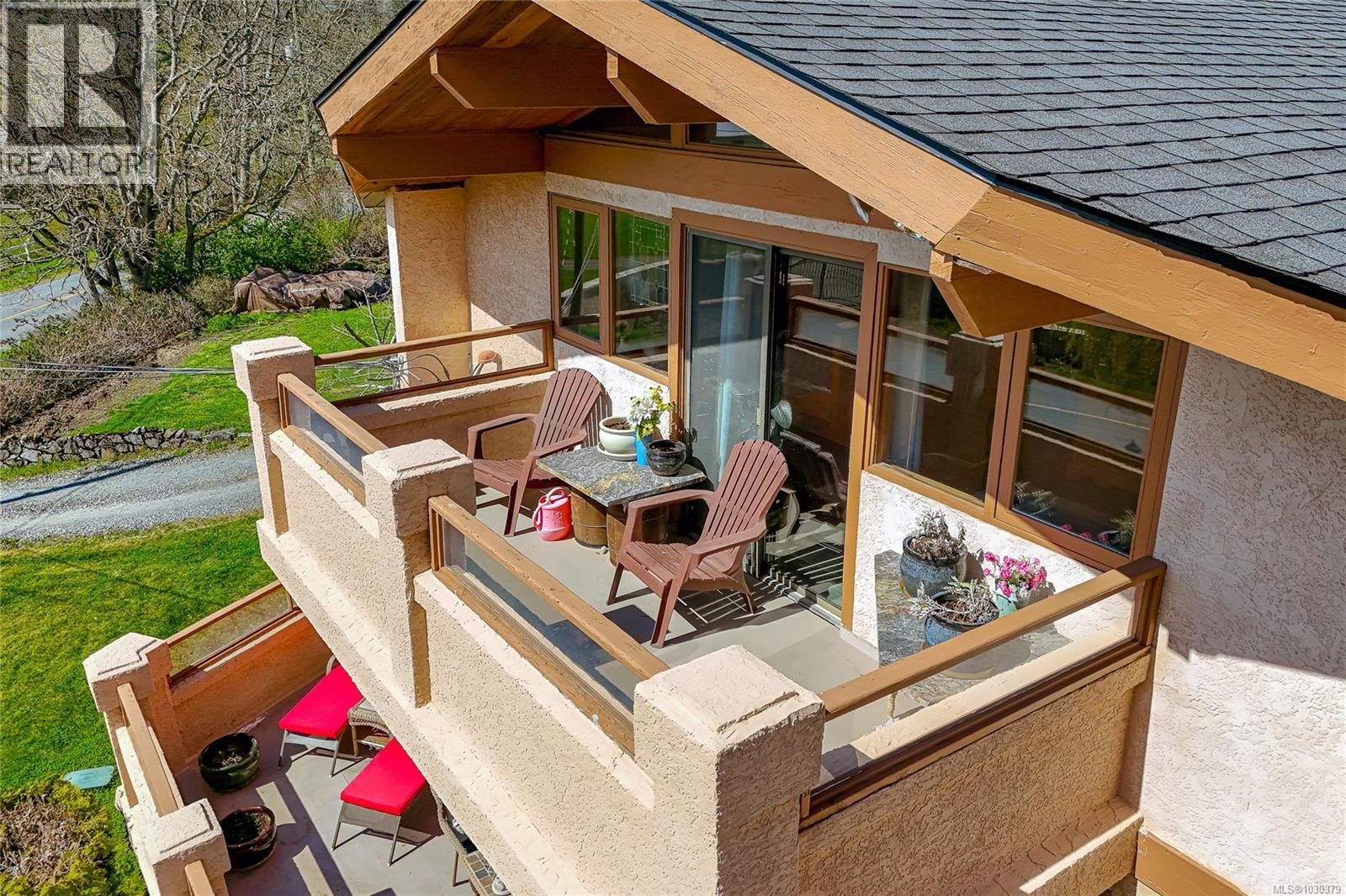 1670 BURNSIDE RD W - 53