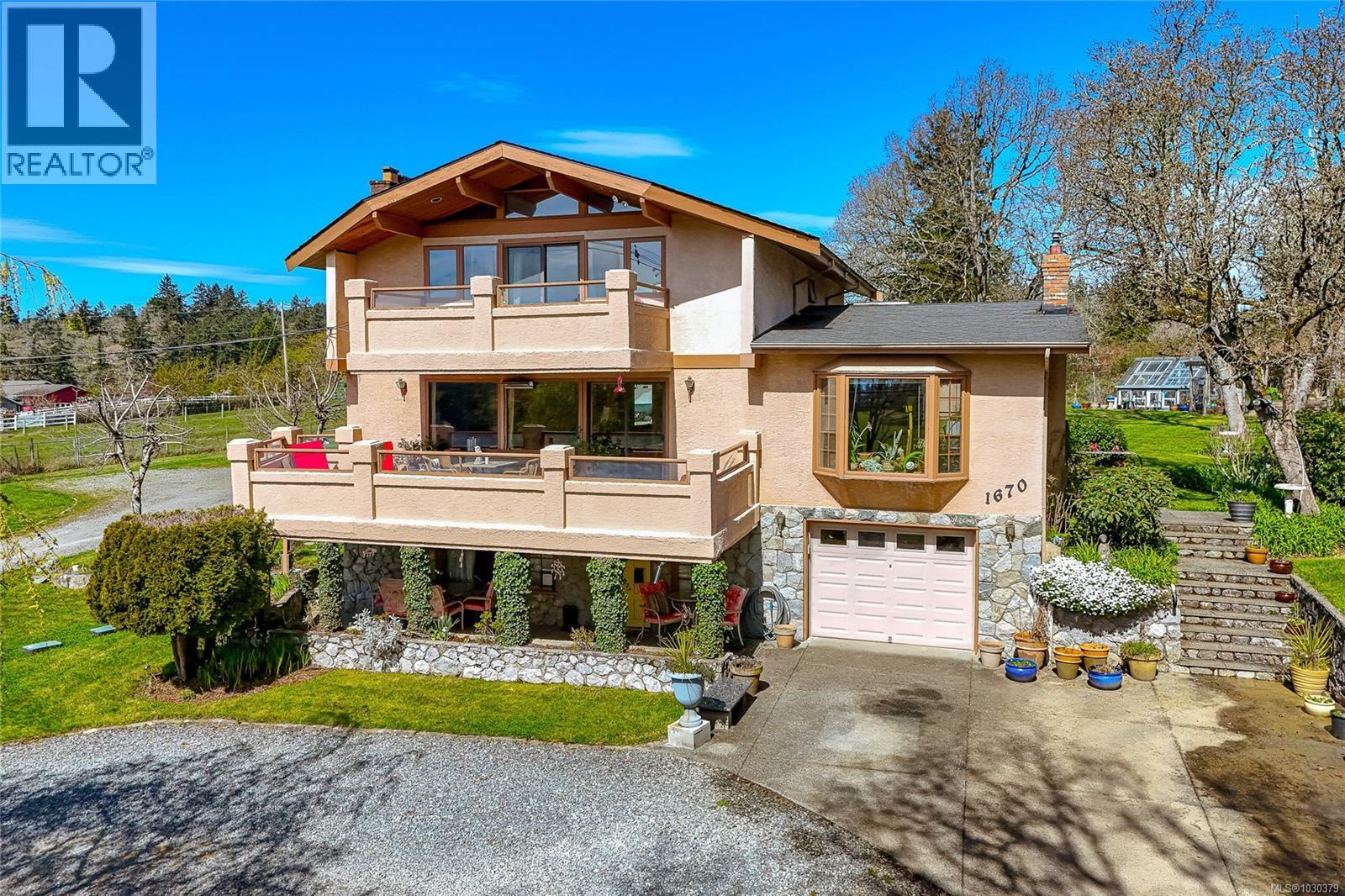 1670 BURNSIDE RD W - 54