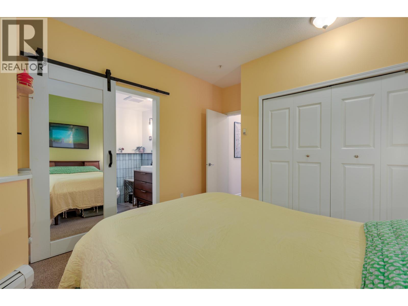 6 221 ASH STREET, New Westminster