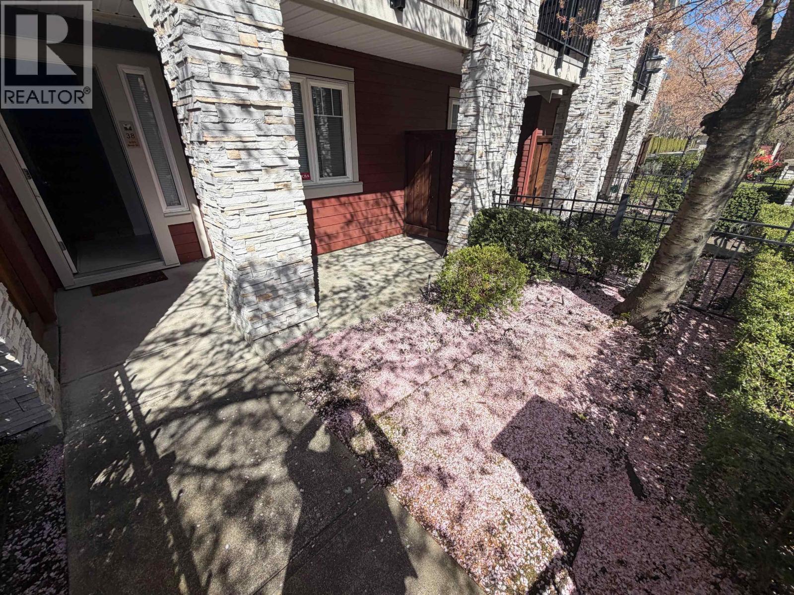 6188 BIRCH STREET, Richmond