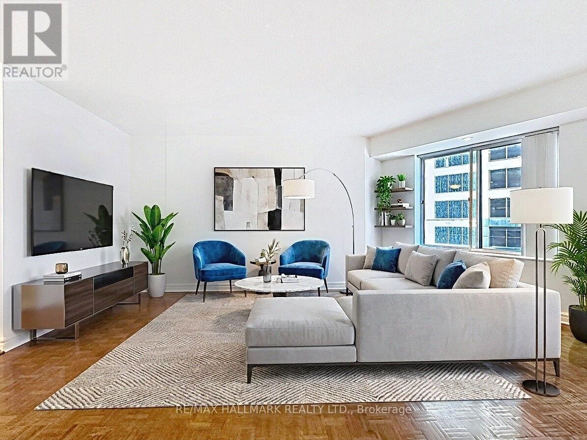 302 - 33 UNIVERSITY AVENUE