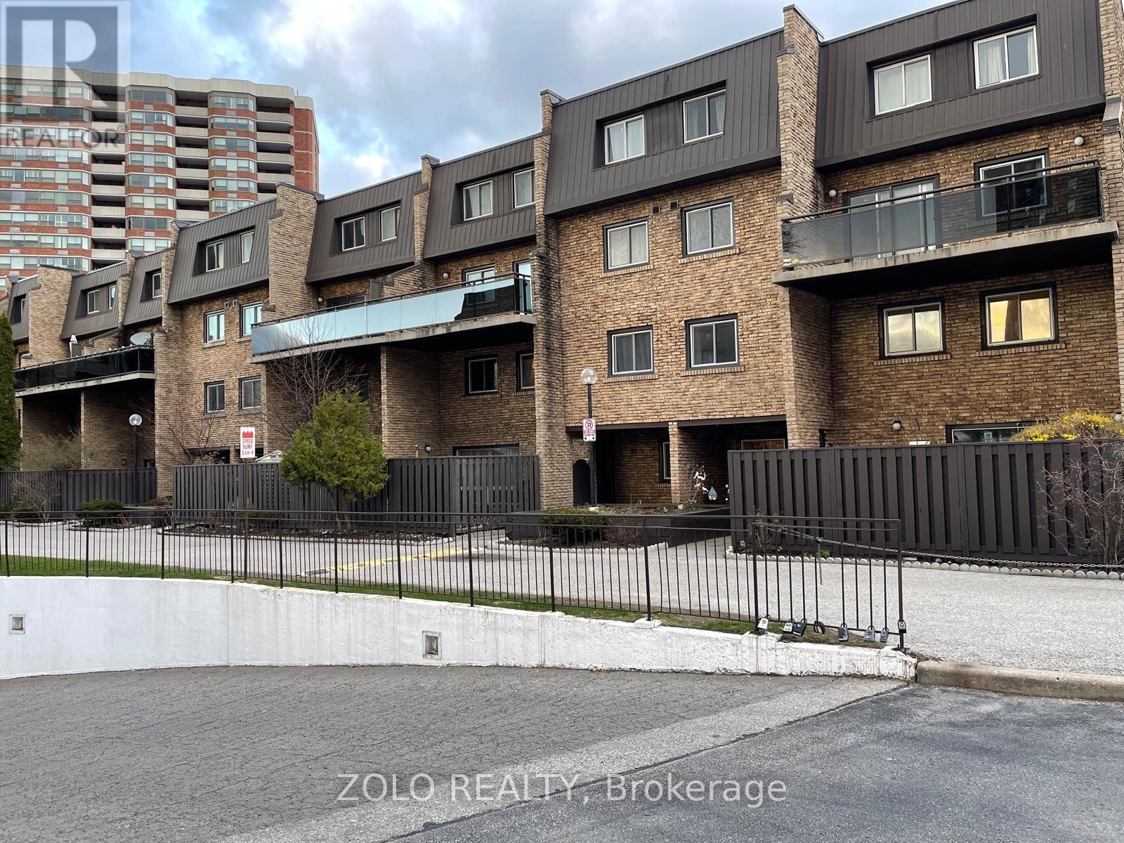 Listing photo of 74 - 130 LING ROAD