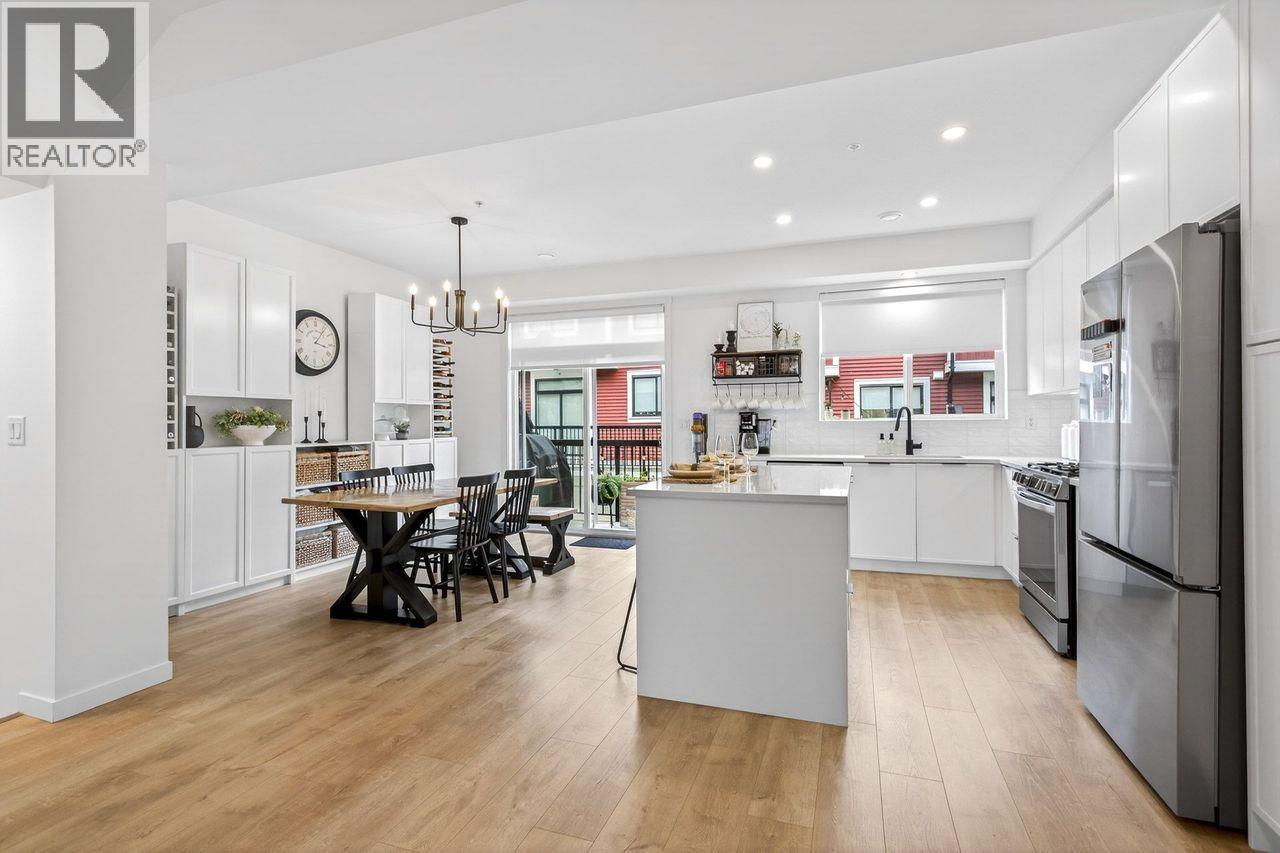 115 24951 112 AVENUE, Maple Ridge