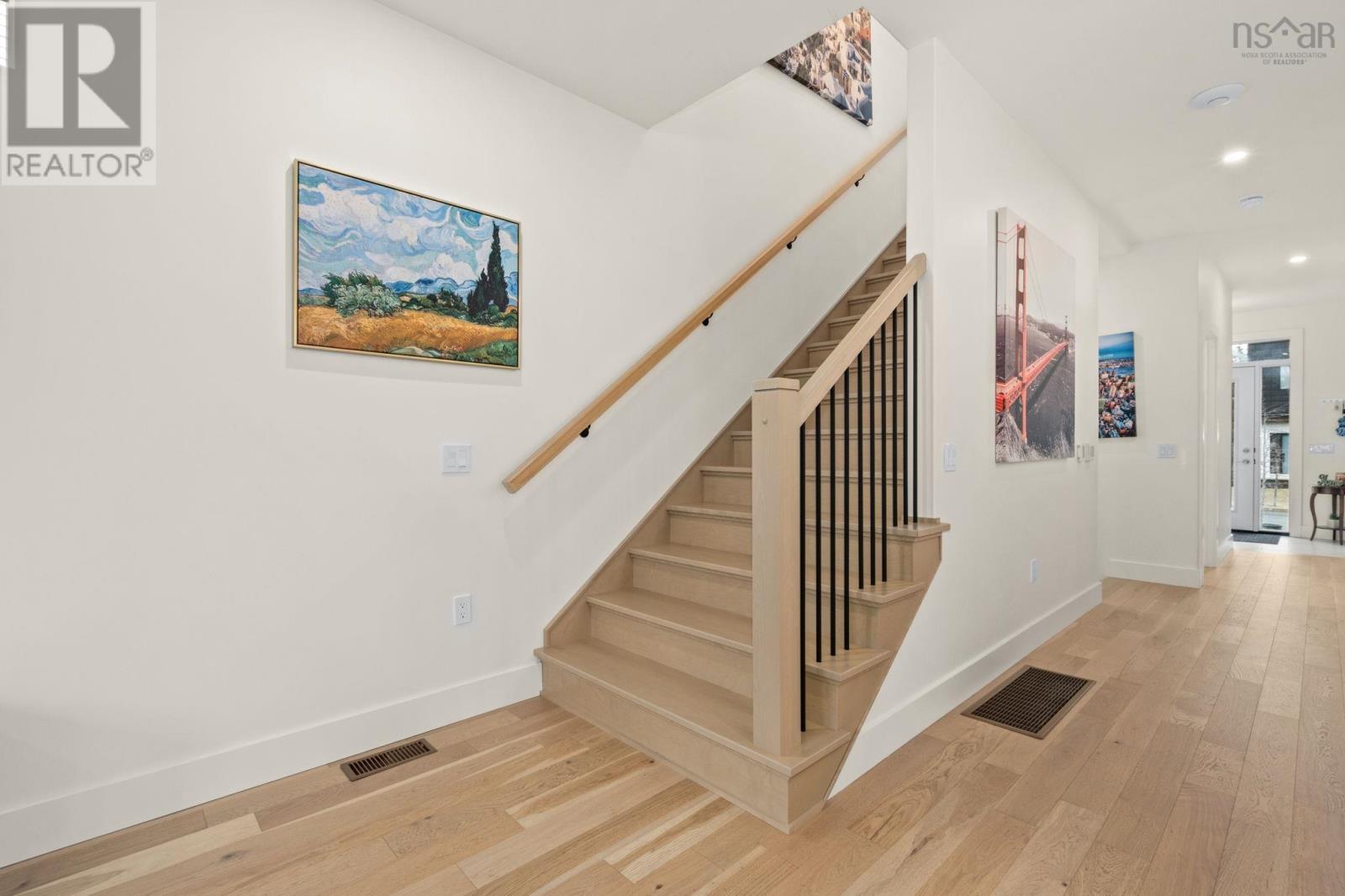 28 TREKKER DRIVE - Image 3