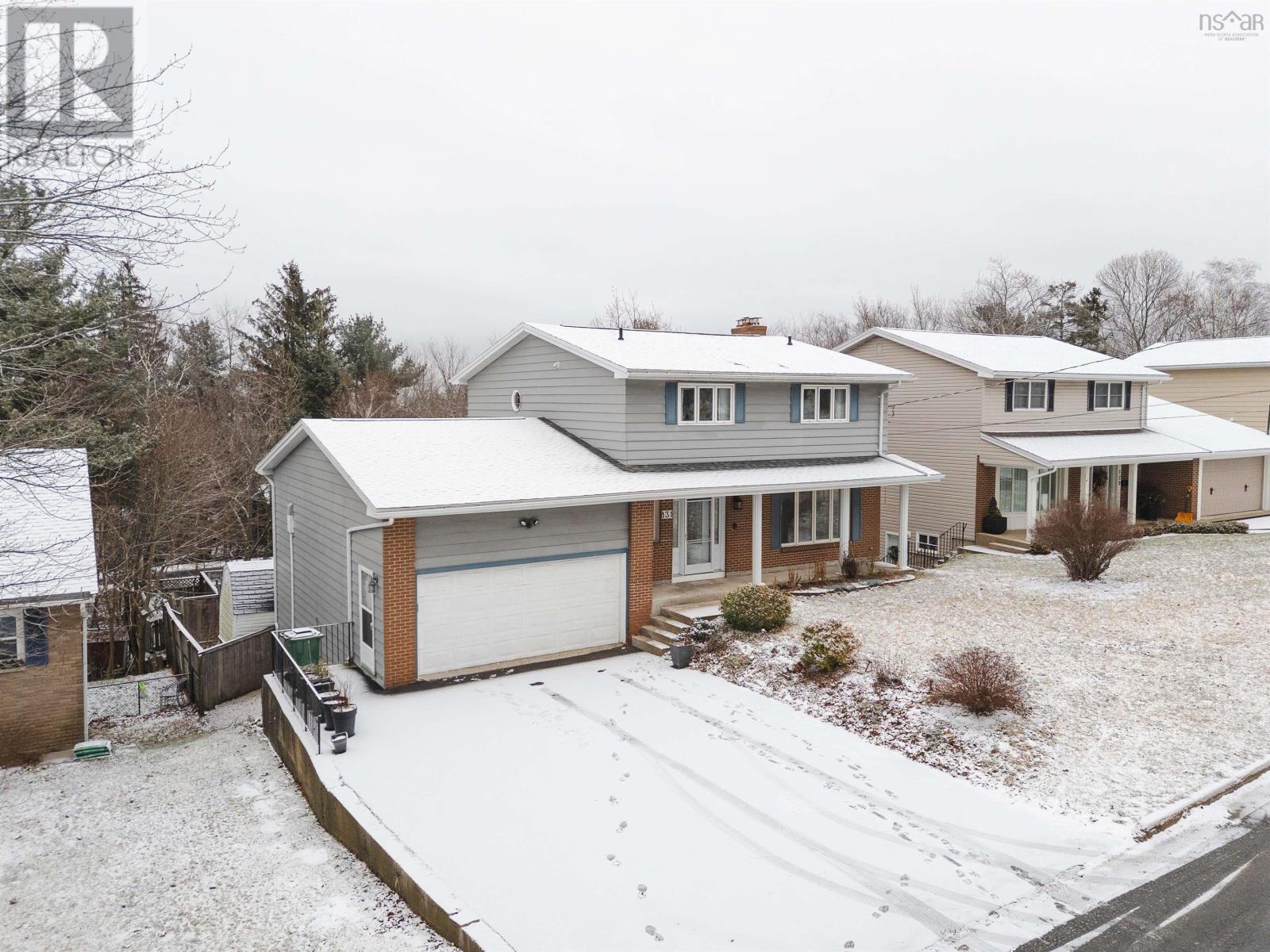 Property 3 of 46 of 131 Brook Street