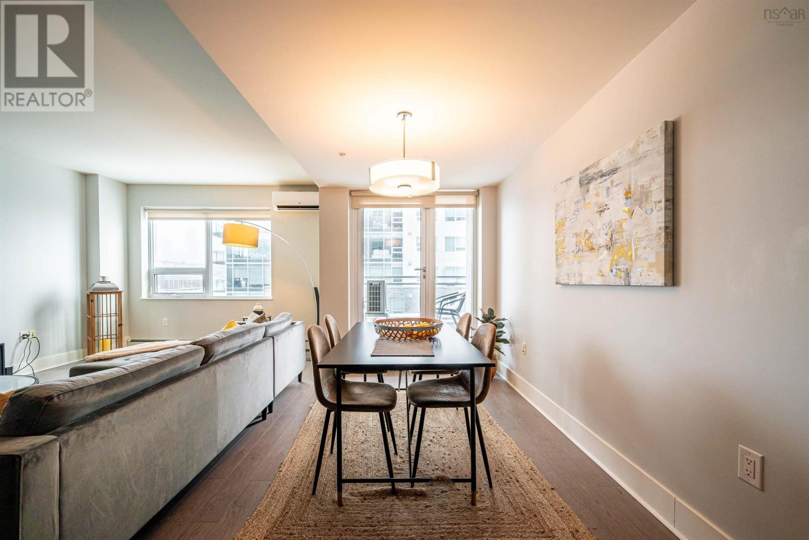 #403 15 KINGS WHARF PLACE - 19