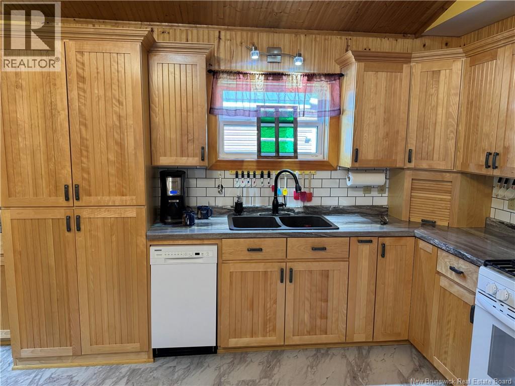 11 Burt Cliff Rd - Image 3
