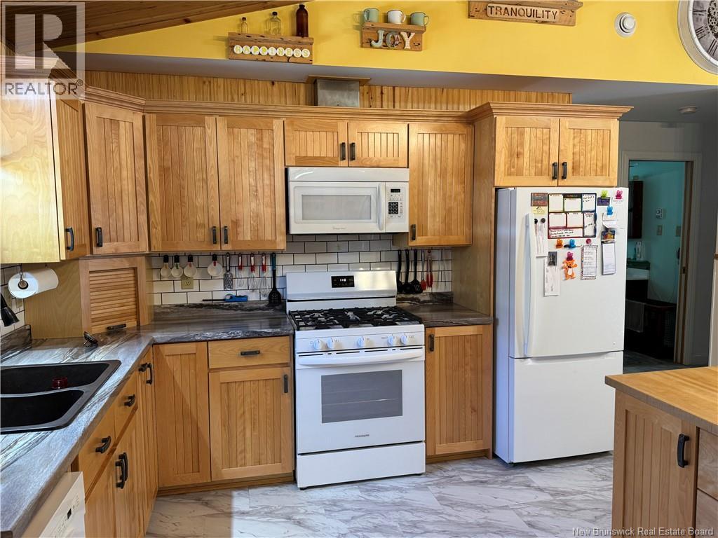 11 Burt Cliff Rd - 4