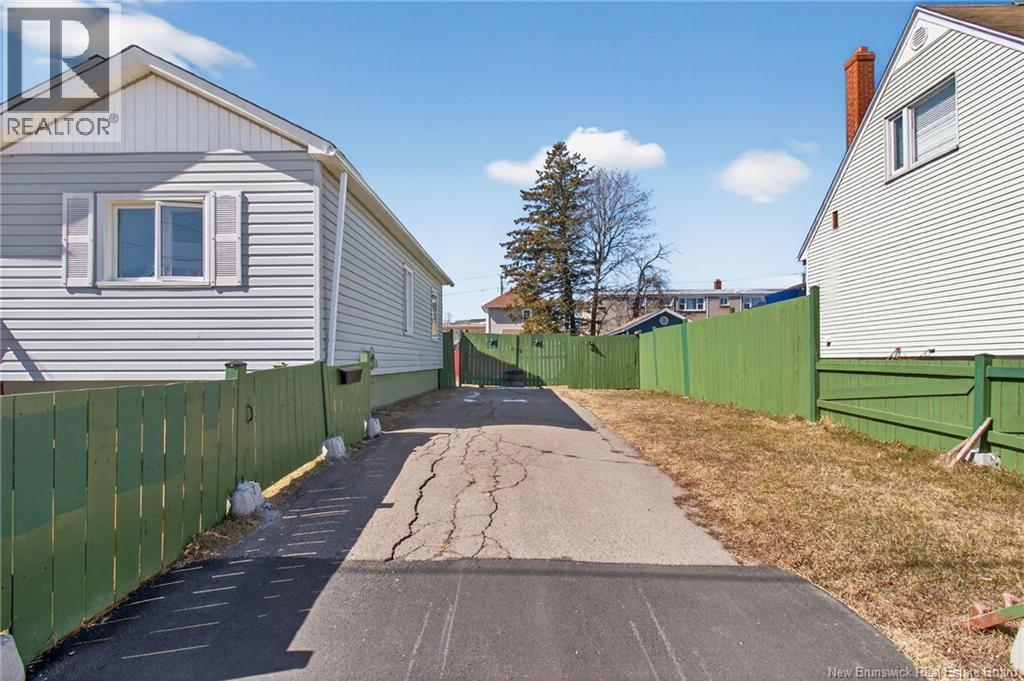 18 STAFFORD STREET - 24