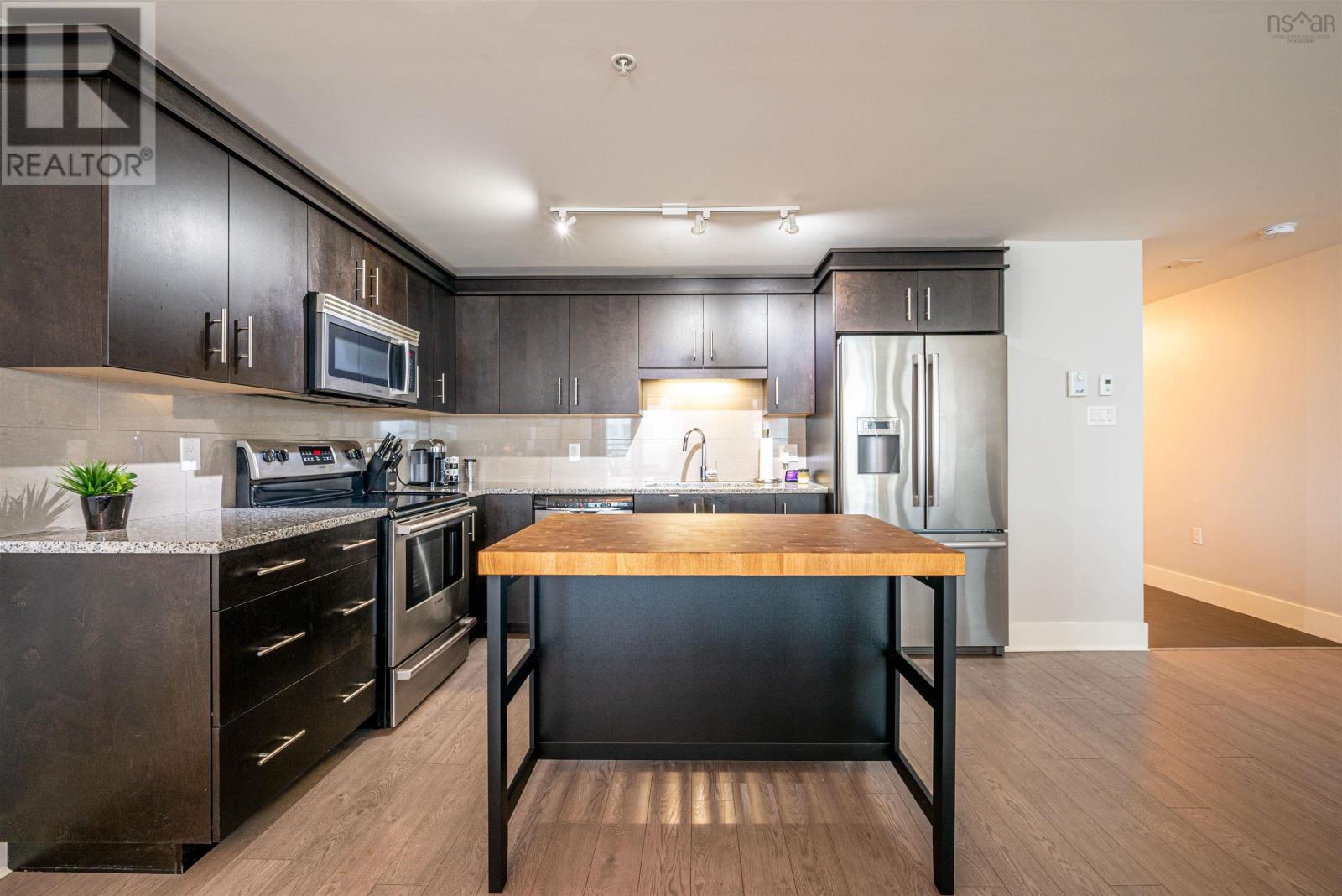 #403 15 KINGS WHARF PLACE - 8