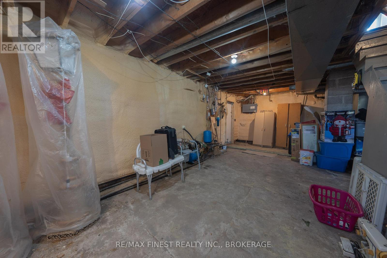 2221 BURBROOK ROAD - 21