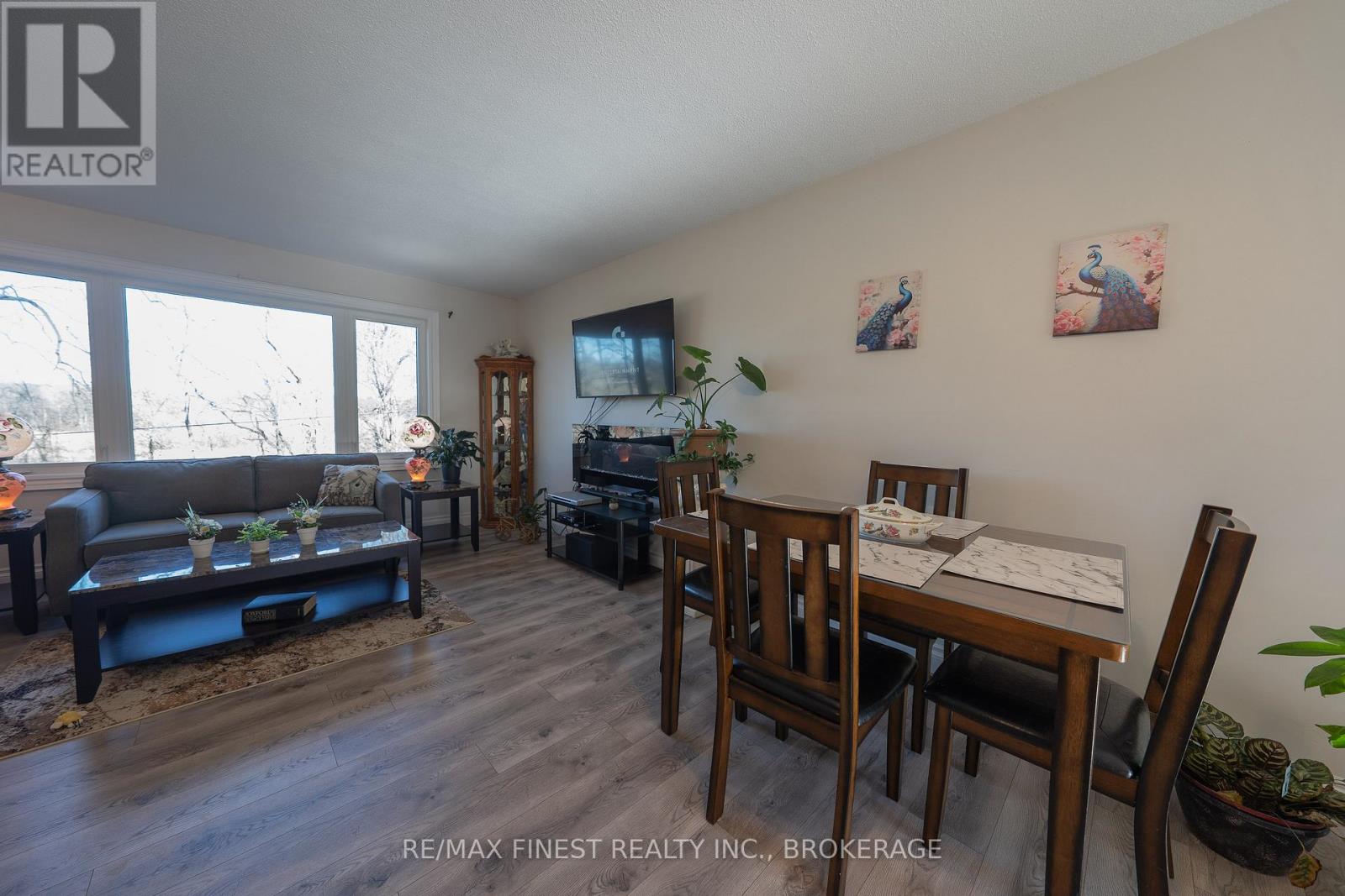 2221 BURBROOK ROAD - 10