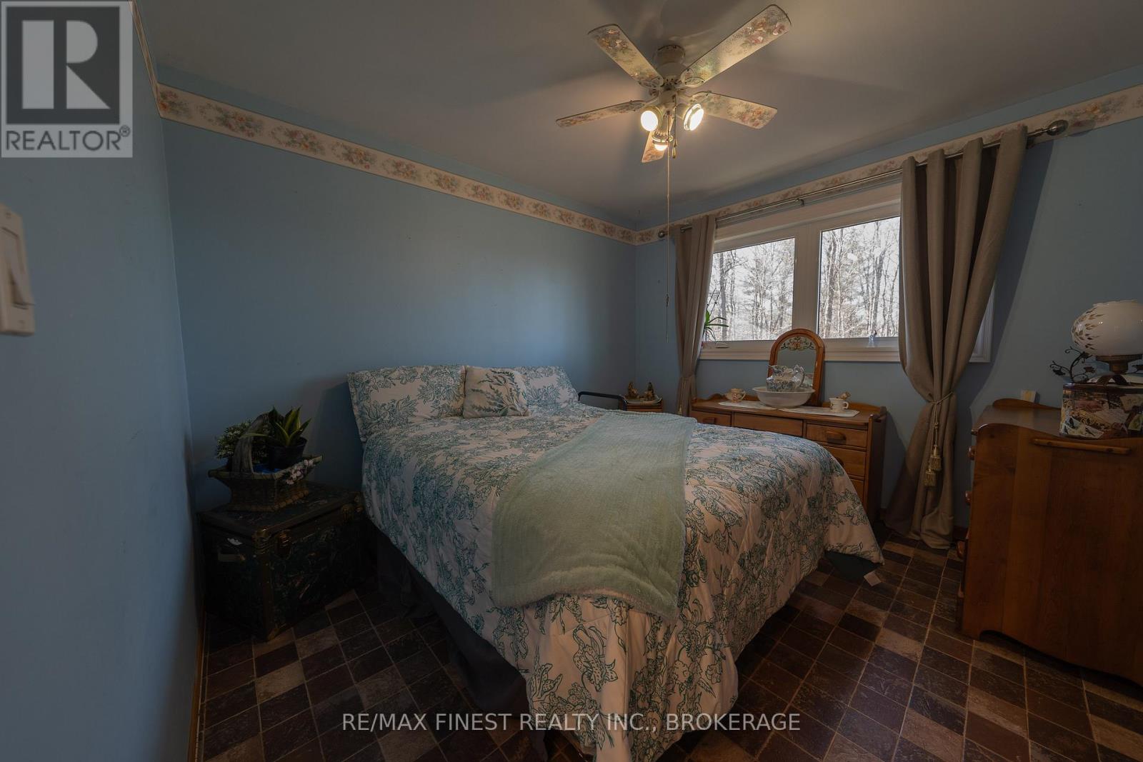 2221 BURBROOK ROAD - 18