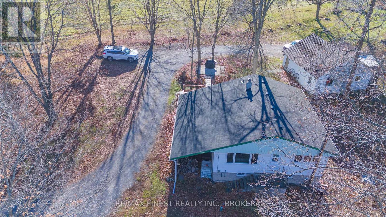 2221 BURBROOK ROAD - 25