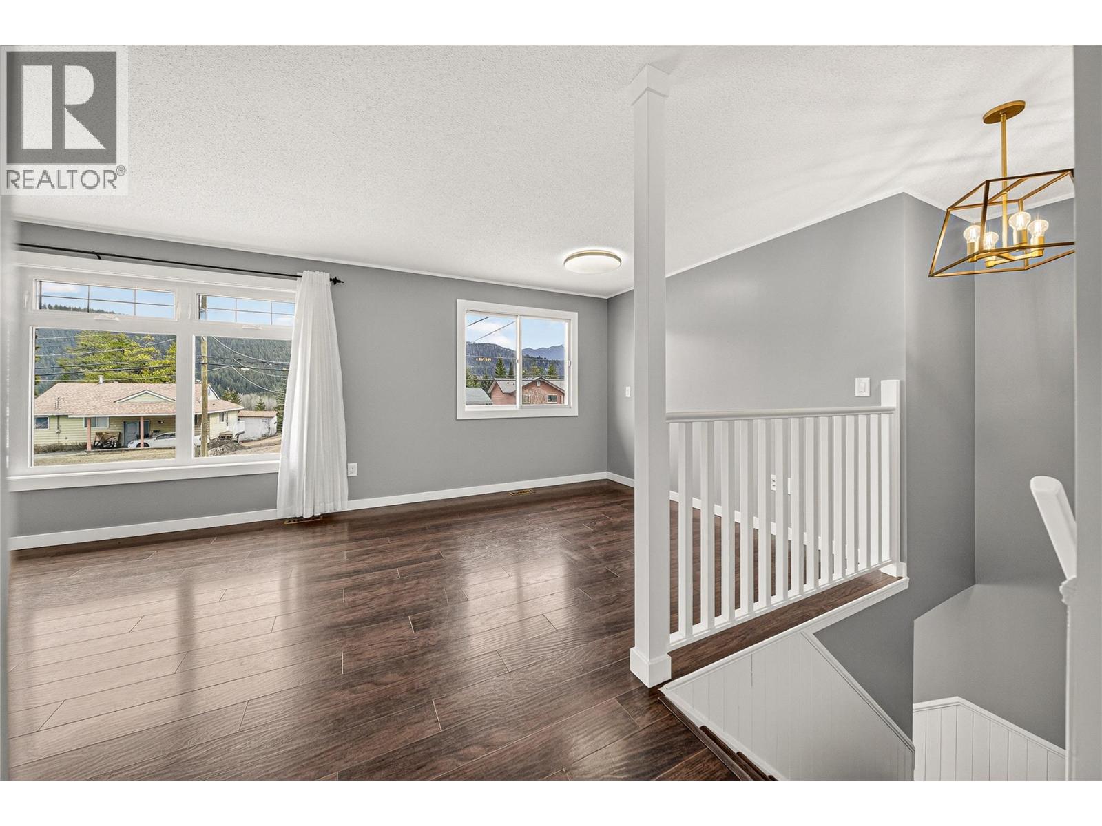 921 Alpine Way - 19