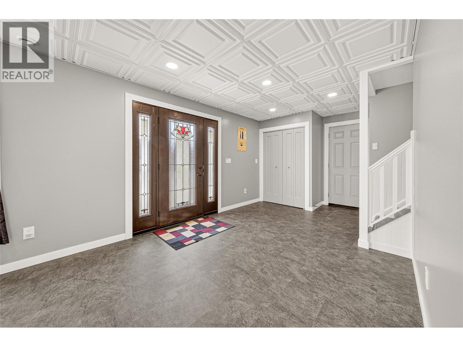 921 Alpine Way - 2