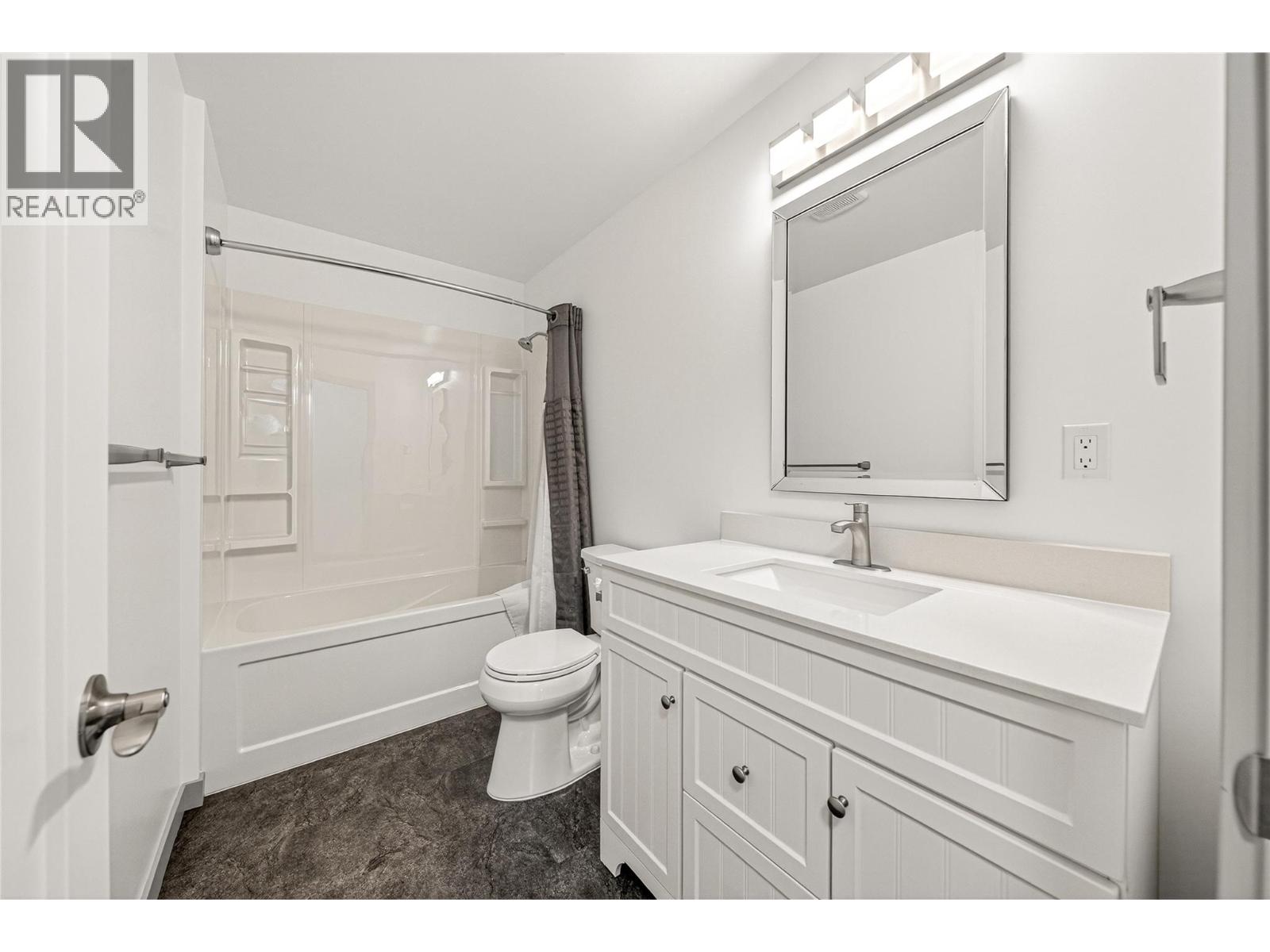 921 Alpine Way - 27