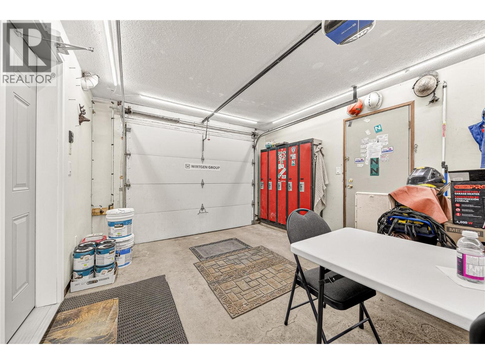921 Alpine Way - 38