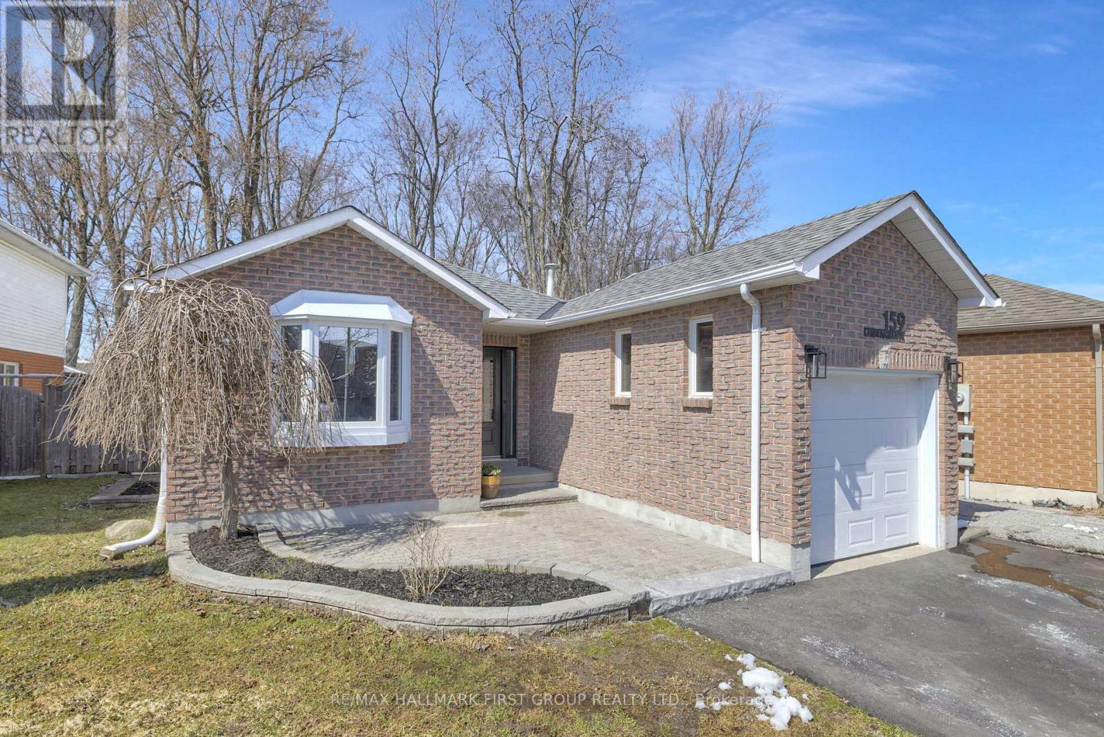 159 SANDRINGHAM DRIVE,Clarington (Courtice),,