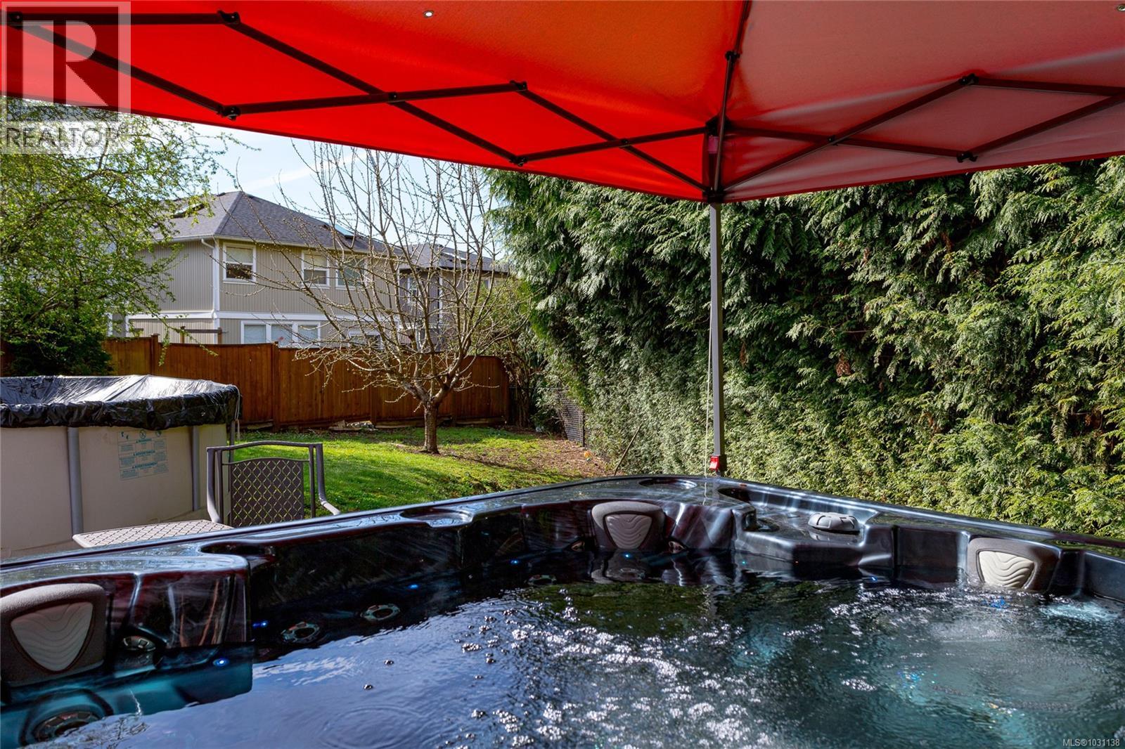 123 St. Clair Pl, Langford