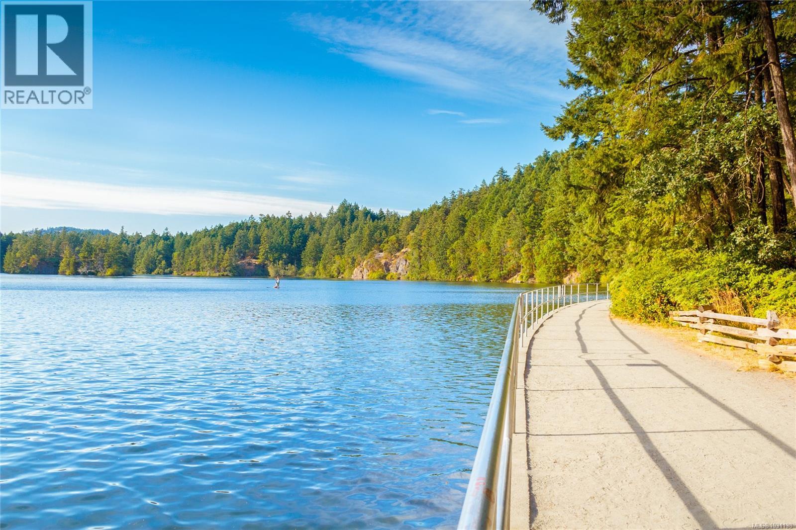 123 St. Clair Pl, Langford