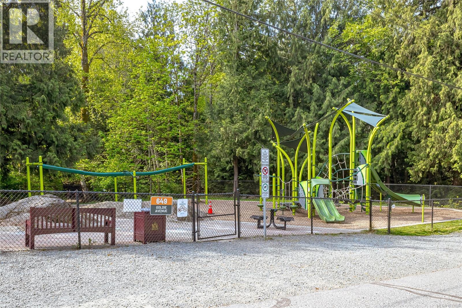 123 St. Clair Pl, Langford