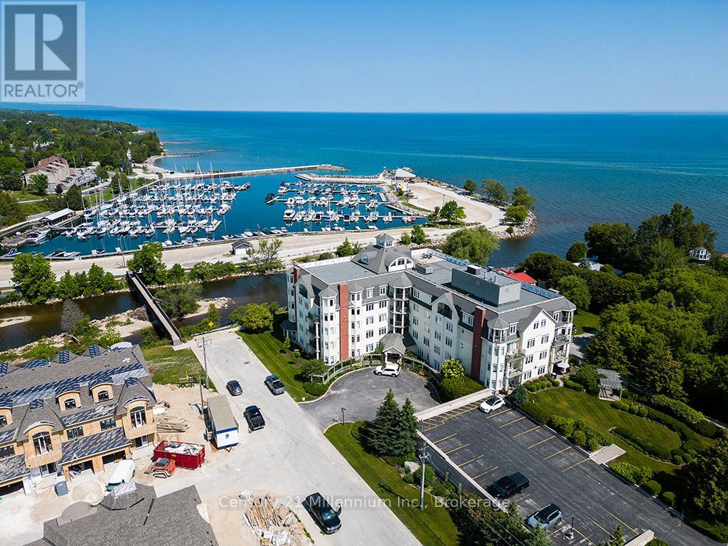 407 - 10 BAY STREET E