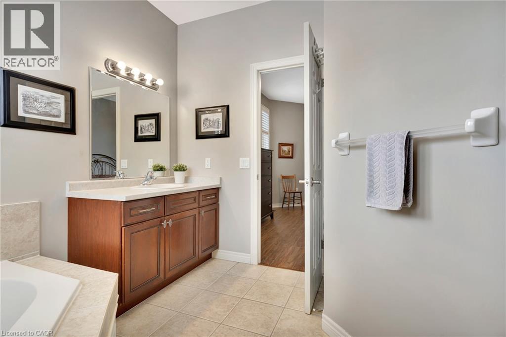 20 ISHERWOOD Avenue Unit# 5, Cambridge, Ontario, N1R8P9 — Photo 31