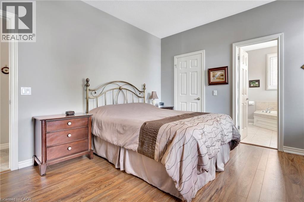 20 ISHERWOOD Avenue Unit# 5, Cambridge, Ontario, N1R8P9 — Photo 2