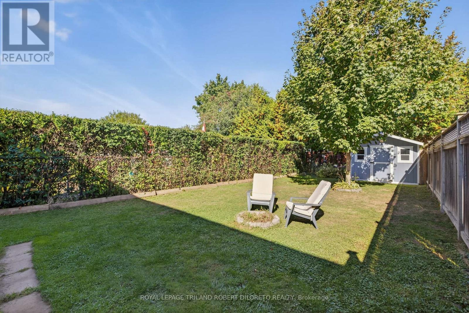 671 LADYBROOK CRESCENT Property Photo